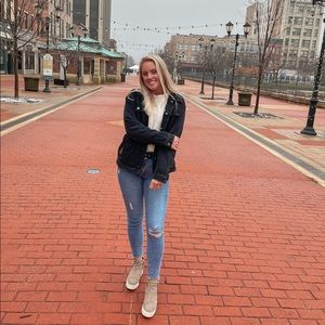 Meet your Posher, Shelby